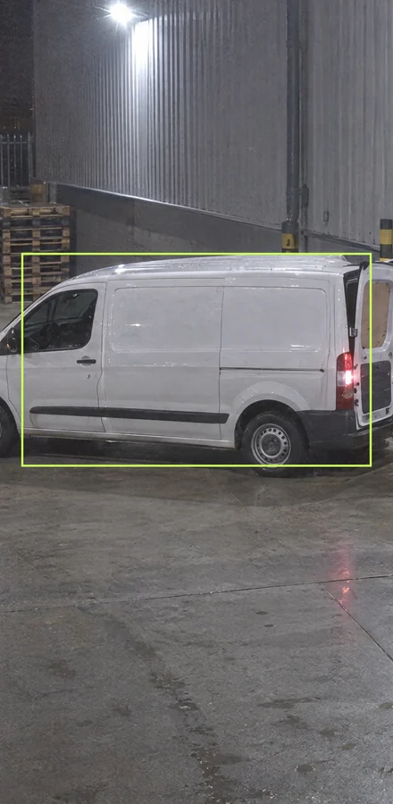 Dock camera, the same van at the bay.